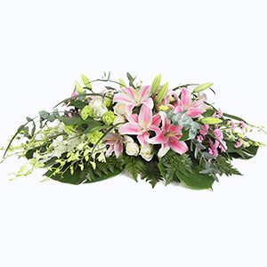 潮流雅致:高檔時(shí)尚會(huì)議桌花鮮花